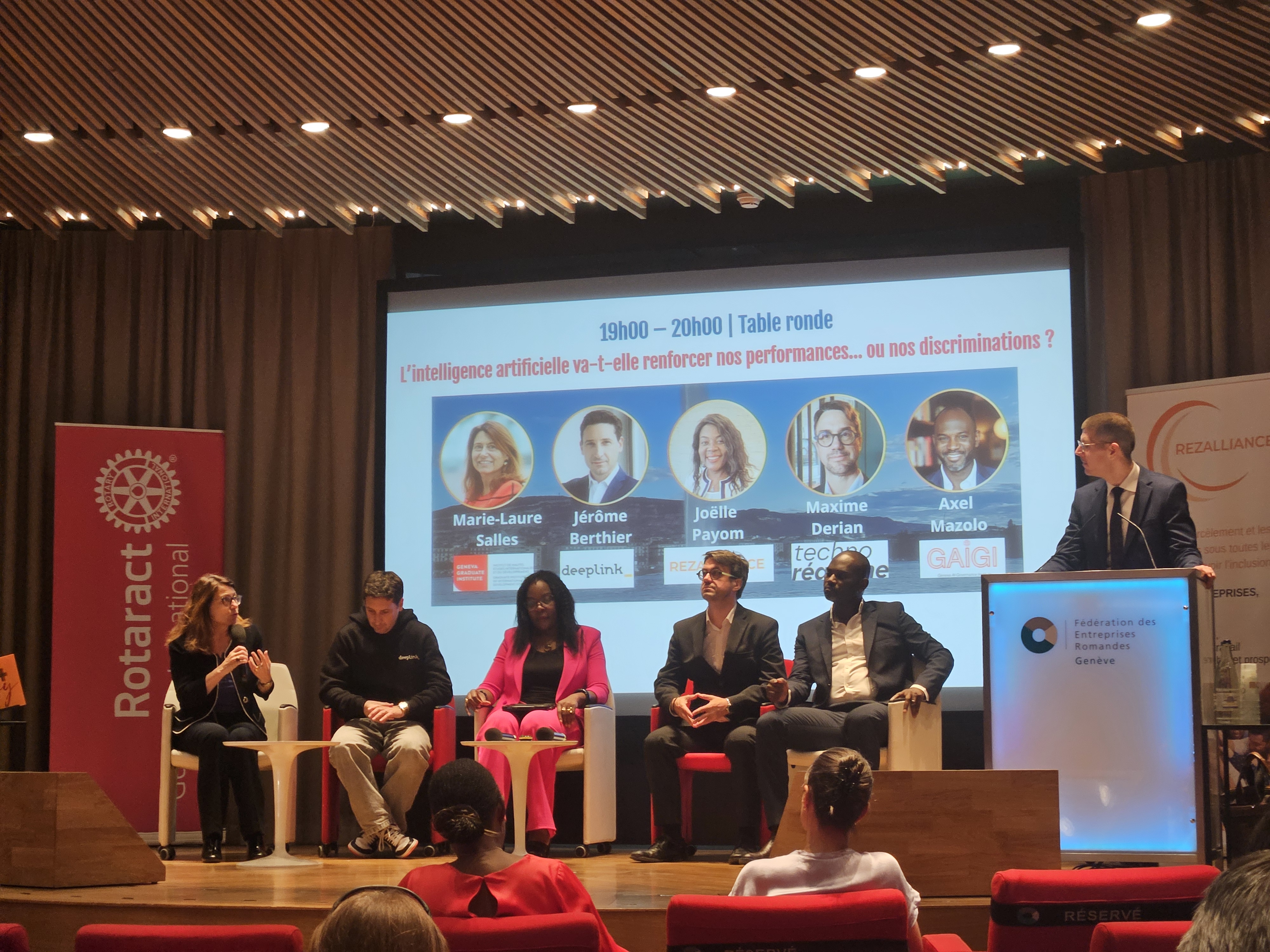 Table ronde lors de la Journée internationale contre le harcèlement et pour l\u2019inclusion dans le monde du travail, le 21 mai dernier à la FER Genève.