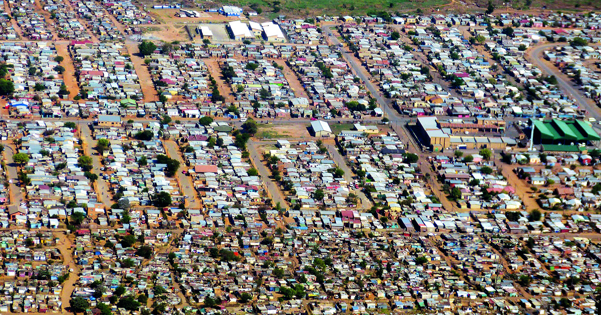 Parmi les projets ratés de compensation carbone, une distribution d\u2019ampoules LED dans les townships sud-africains.