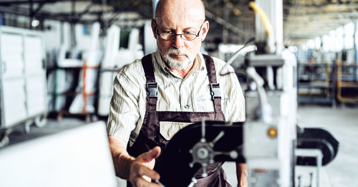 Le Tribunal fédéral ne fixe pas d’âge minimum pour pouvoir être qualifié de travailleur âgé.